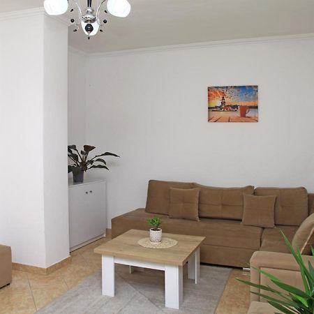 Beautiful Apartment At Port Side! Durrës Dış mekan fotoğraf